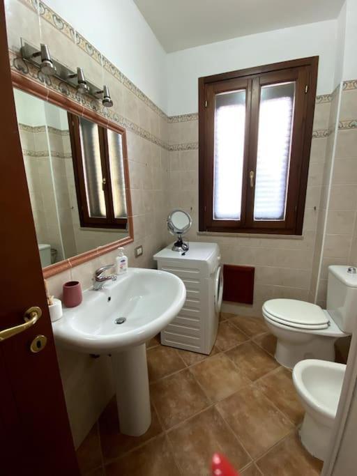 Casa Gina Apartment Porto Torres Bagian luar foto